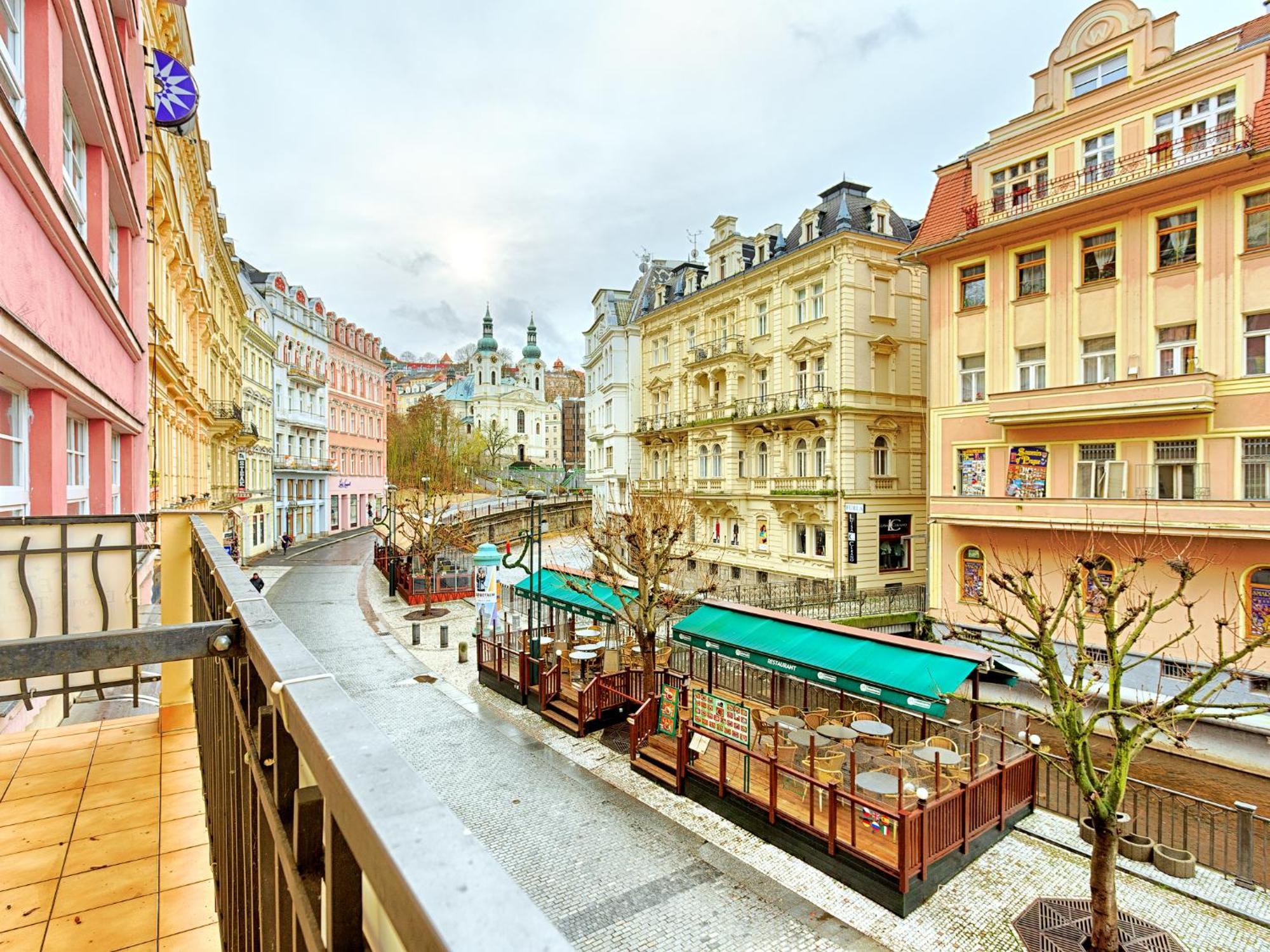 Apartments Valencia Karlovy Vary Exterior photo